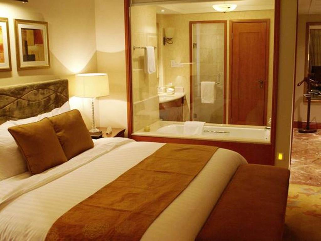 New Century Grand Hotel Kaifeng Exterior foto